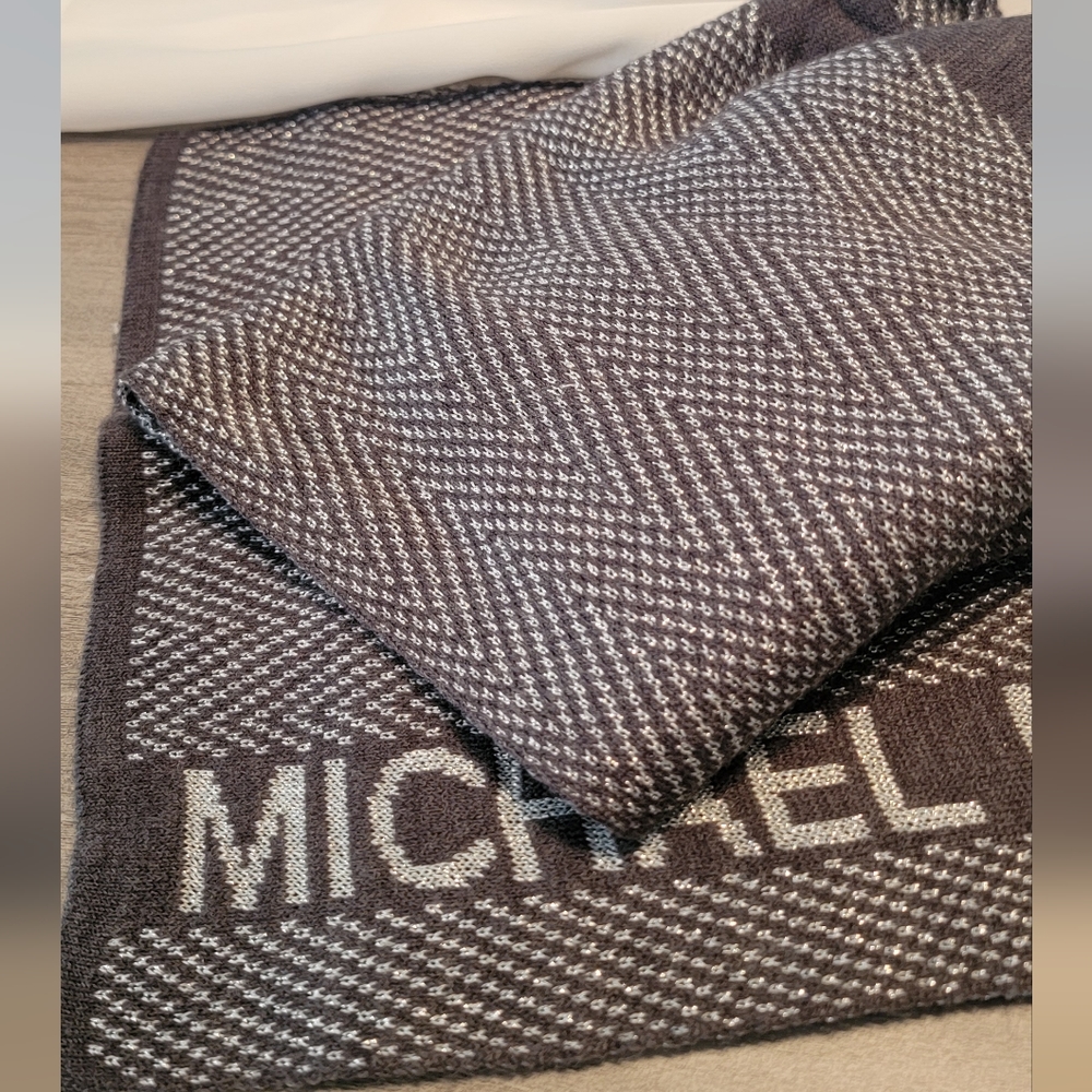 Michael Kors womens winter scarf